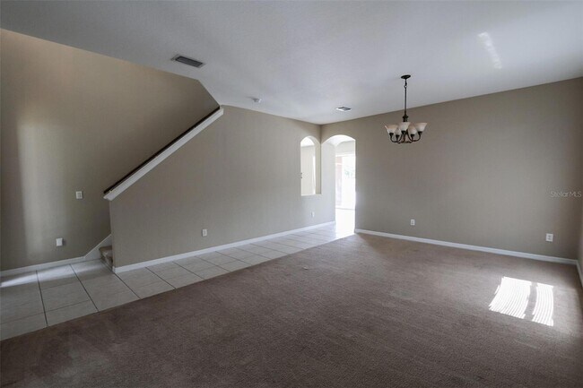Building Photo - 9018 Pinebreeze Dr