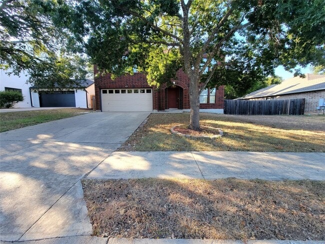 Building Photo - 809 Dogwood Trail