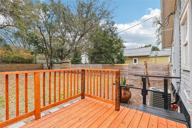 Building Photo - 137 E Grant St