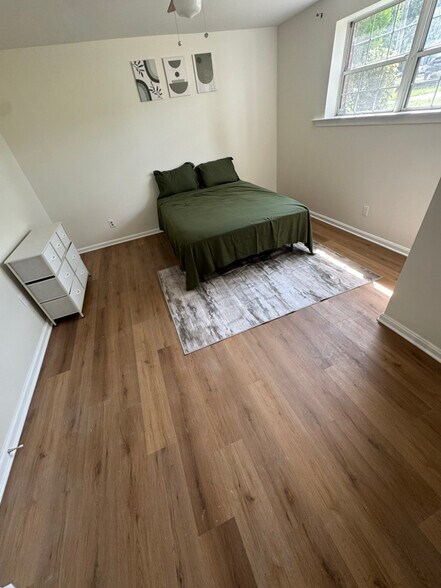 Building Photo - 2014 Ritchie Rd