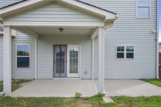 Building Photo - 5344 Debut Ave