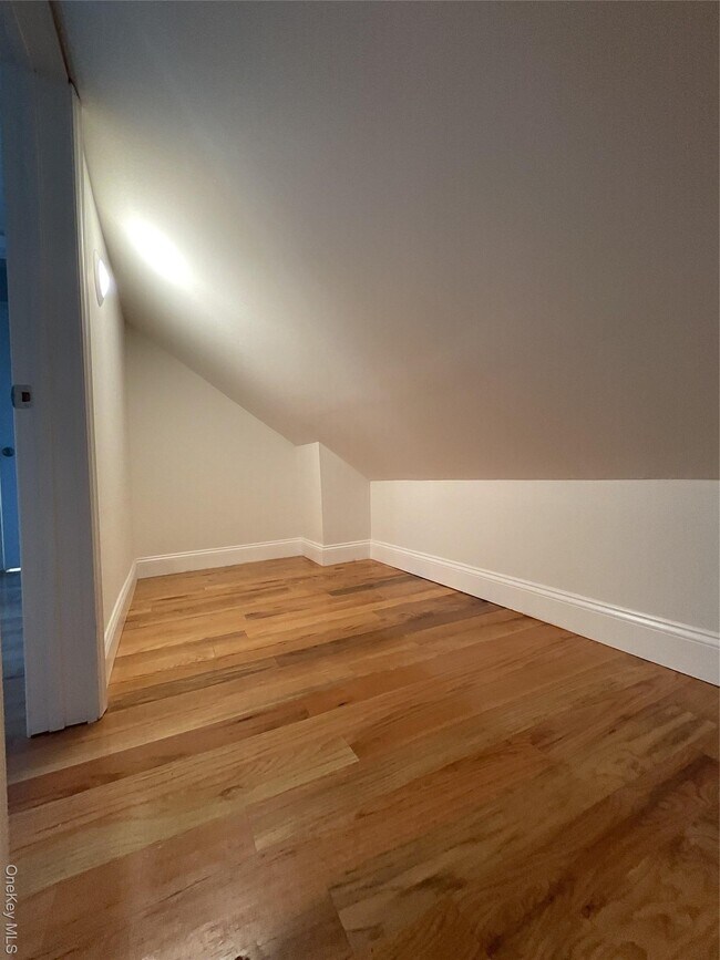 Building Photo - 46 S 12th Ave