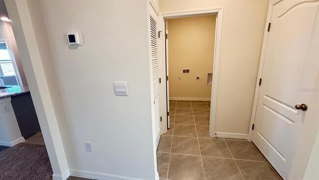 Building Photo - 914 Princess Sabal Pt