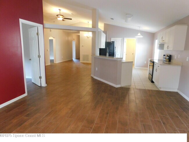 Building Photo - 4115 Barna Ave