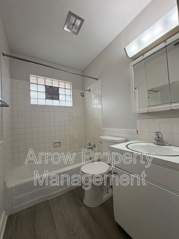 Building Photo - 1444 S 20th St