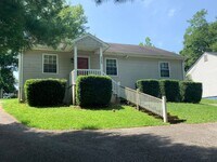 Building Photo - House with Long Driveway & Front Porch