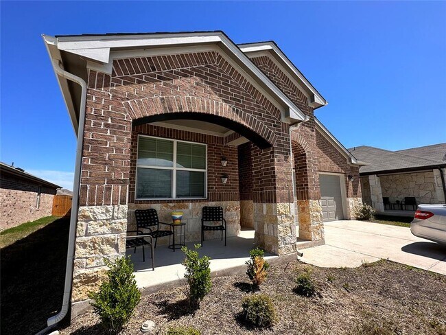 Building Photo - 630 Concho River Dr