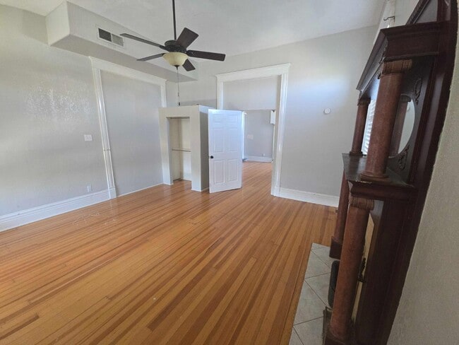 Building Photo - 501 Prospect St