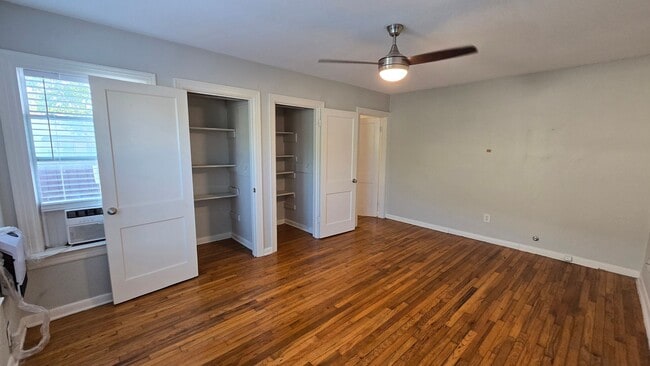 Building Photo - 237 Senisa Dr