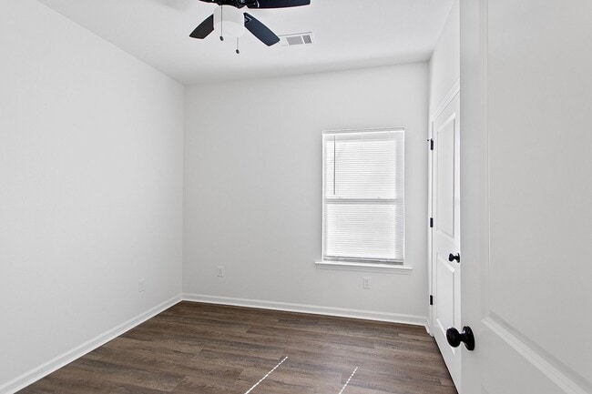 Building Photo - 1800 S Harrison St