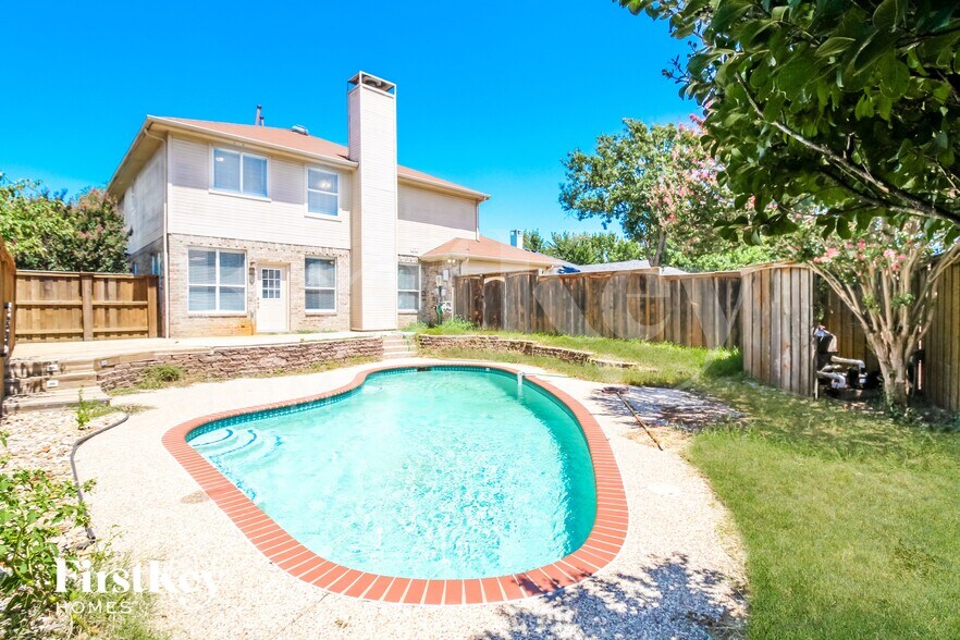 Building Photo - 1008 Mark Twain Dr