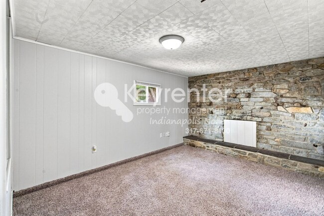 Building Photo - 3710 Chateau Ct