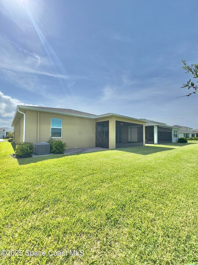 Building Photo - 687 Veridian Cir NW