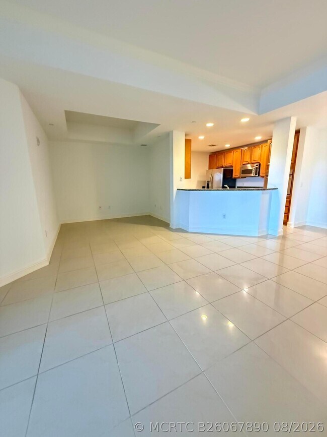 Building Photo - 16101 Emerald Estates Dr