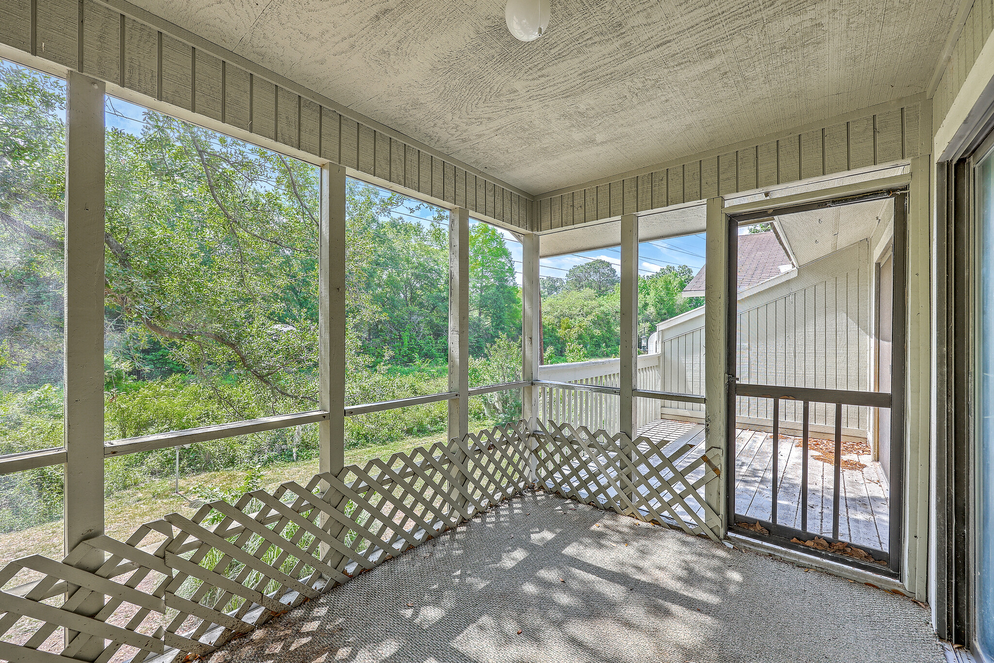 Building Photo - 2736 Jobee Dr