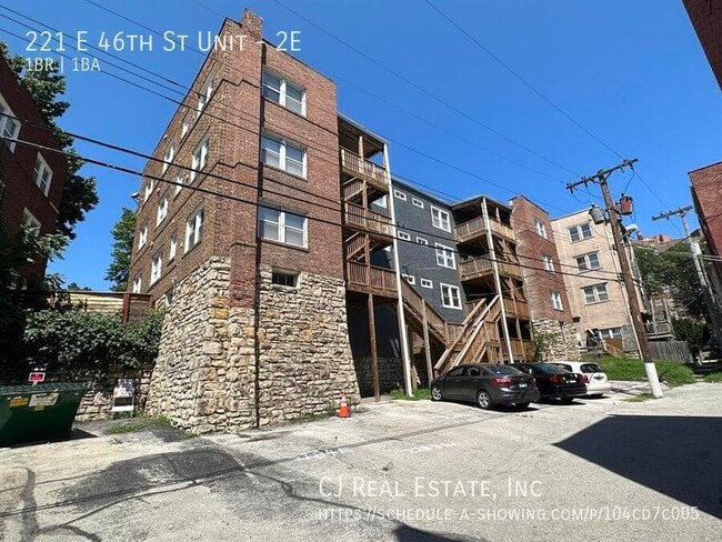 Building Photo - 221 E 46th St