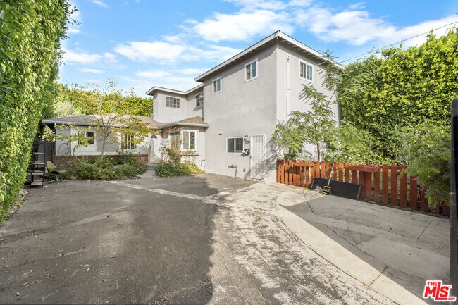 Building Photo - 12233 Killion St