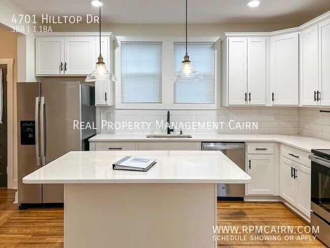 Building Photo - 4701 Hilltop Dr