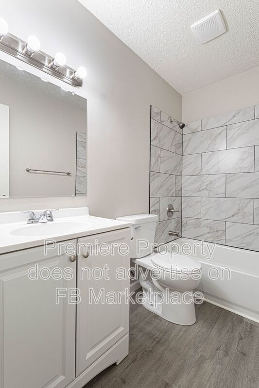 Building Photo - 8441 Kessler St