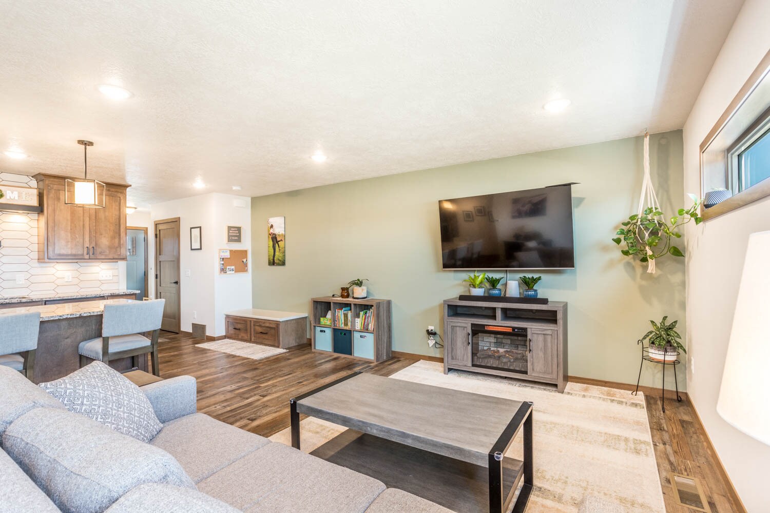 Building Photo - 4221 N Knob Hill Ct