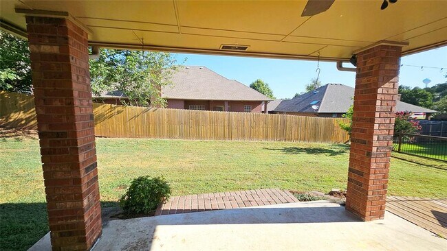 Building Photo - 4017 Eaton Pl