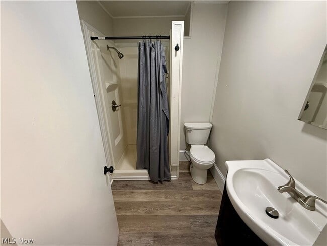 Building Photo - 39 N Balch St