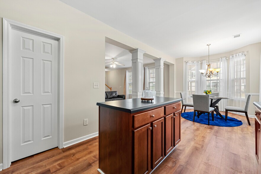 Building Photo - 940 Pierce Brennen Dr