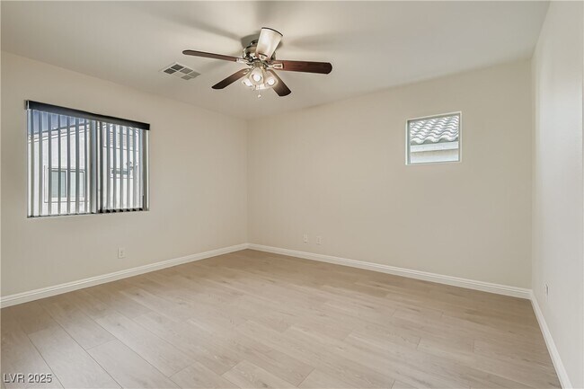 Building Photo - 10933 Mt Pendleton St