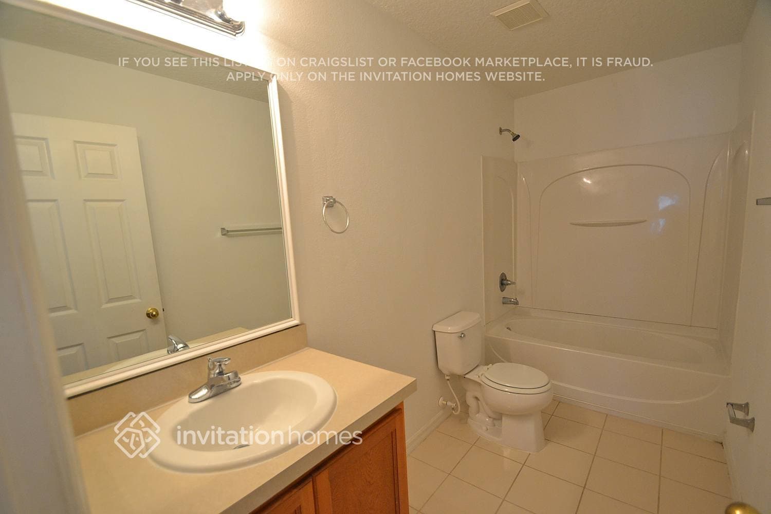 Building Photo - 13630 Podocarpus Ln