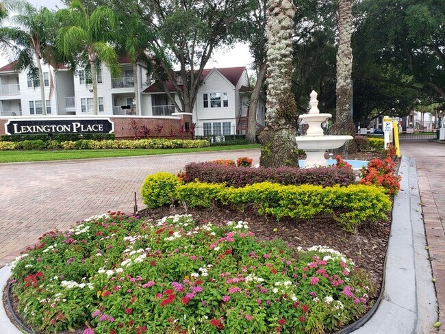 Building Photo - 1 Bed 1 Bath Third floor condo in Nice Community for Rent in Orlando $1349