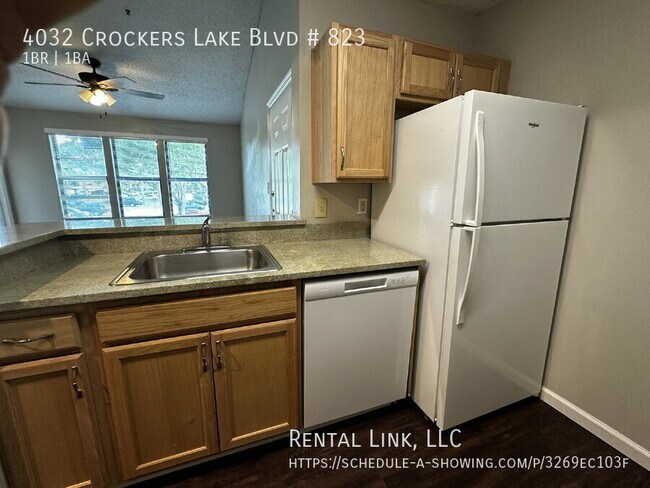 Building Photo - 4032 Crockers Lake Blvd