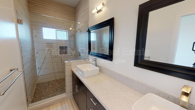 Building Photo - 3135 Hugo St