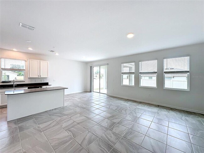 Building Photo - 1162 Pomelo St