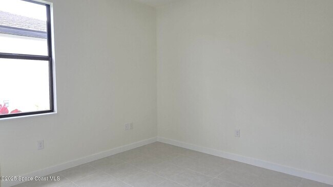 Building Photo - 8578 Rocard Ct