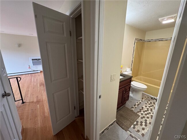 Building Photo - 4748 Haverton Ln