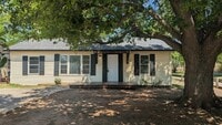 Building Photo - 1400 34th St