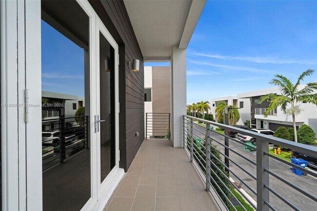 Building Photo - 9730 NW 75th Terrace