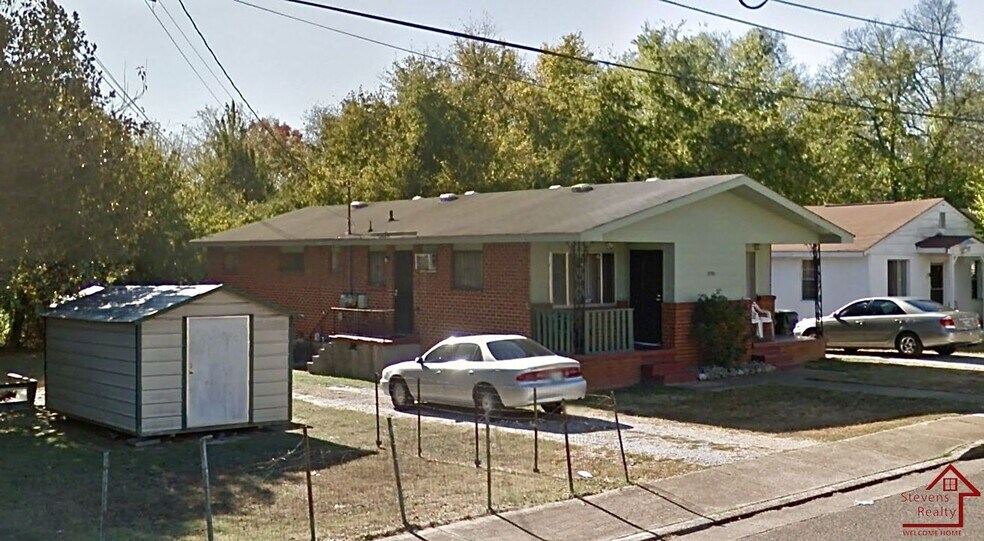 Building Photo - 1810 Portland St