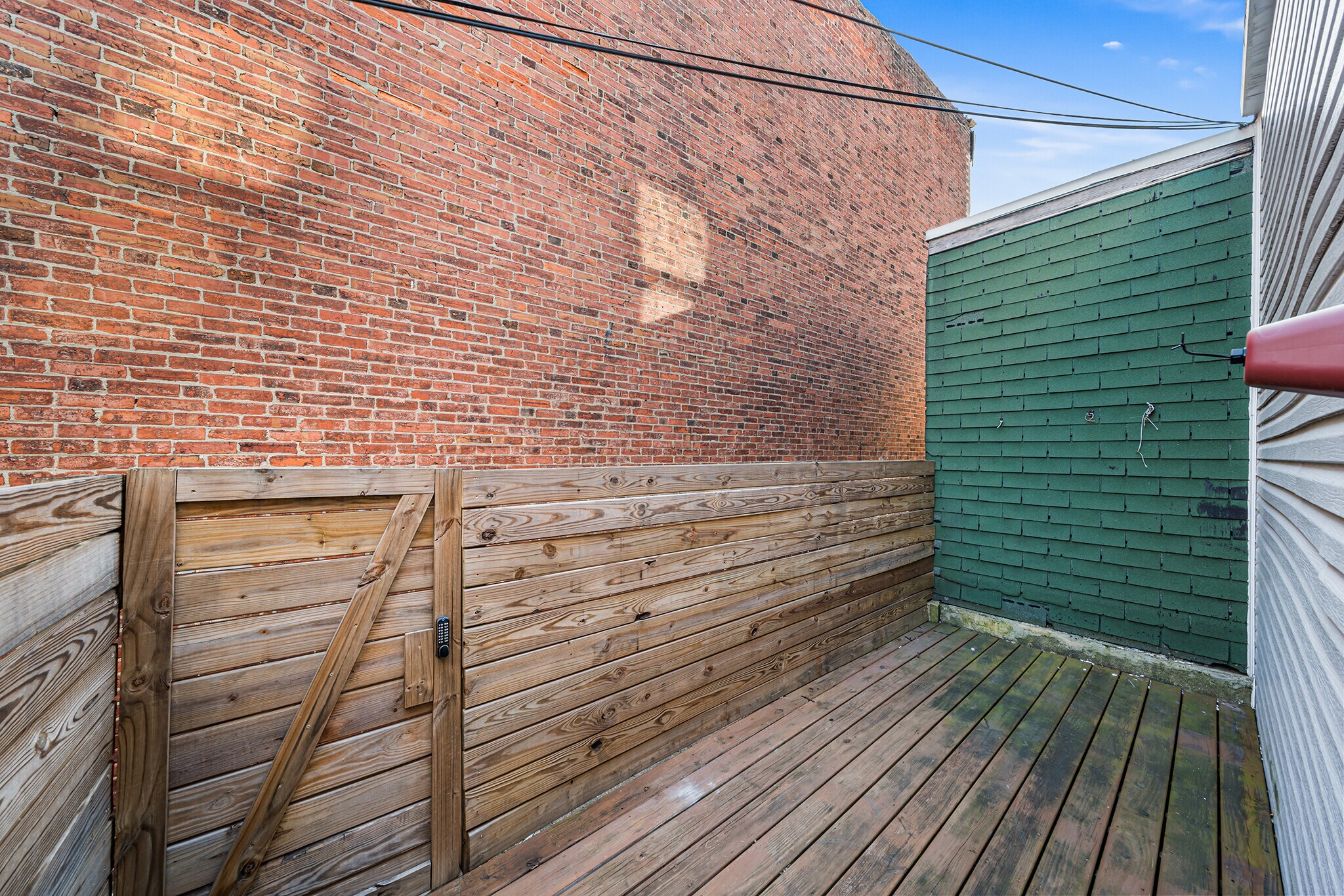 Building Photo - 743 S 52nd St