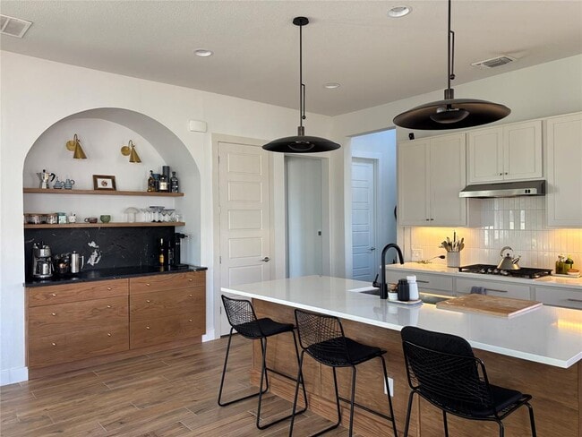 Building Photo - 9204 Apogee Blvd