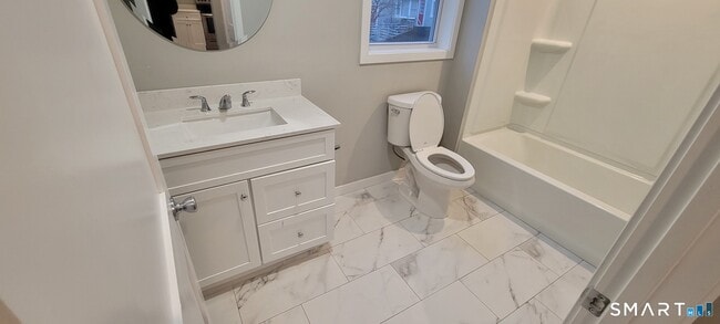 Building Photo - 155 Greenwood Ave