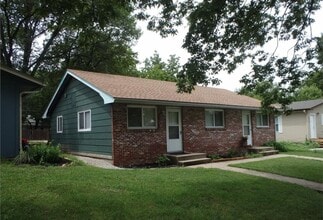 Building Photo - 1009 Cottonwood St