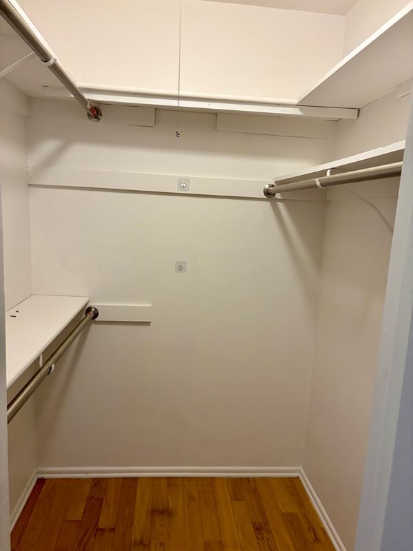 Building Photo - 2425 Ocean Ave