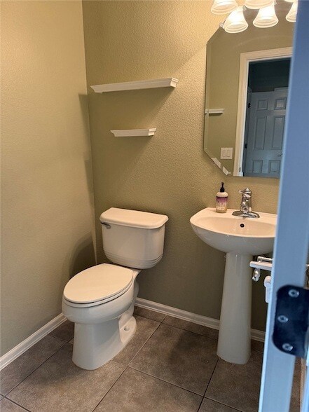 Building Photo - 2828 Cedar Ridge Ln