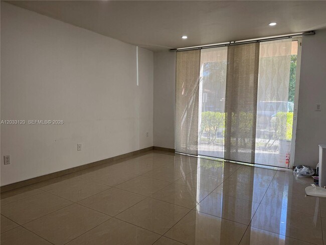 Building Photo - 12142 St.Andrews Pl
