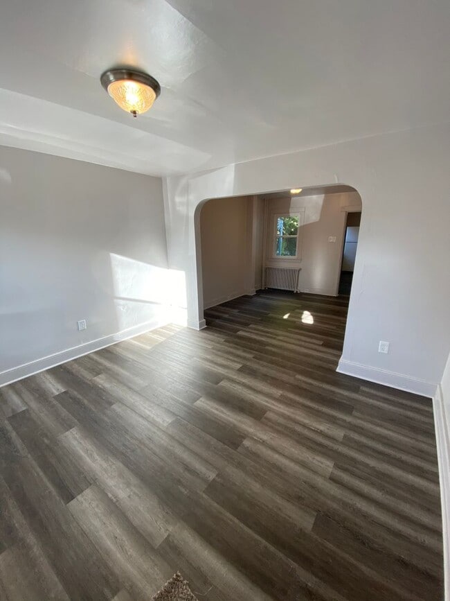 Building Photo - Charming 3 BR /2 BA Home in Lancaster City