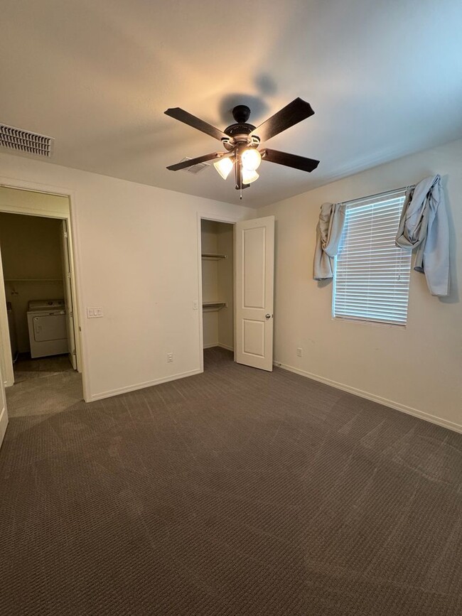 Building Photo - Upgraded Corner Townhome in the Heart of G...