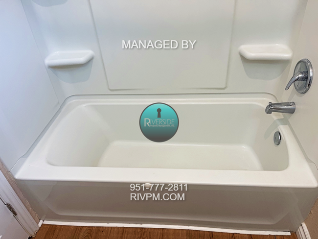 Building Photo - Available now! One bed, one bath ADU with ...