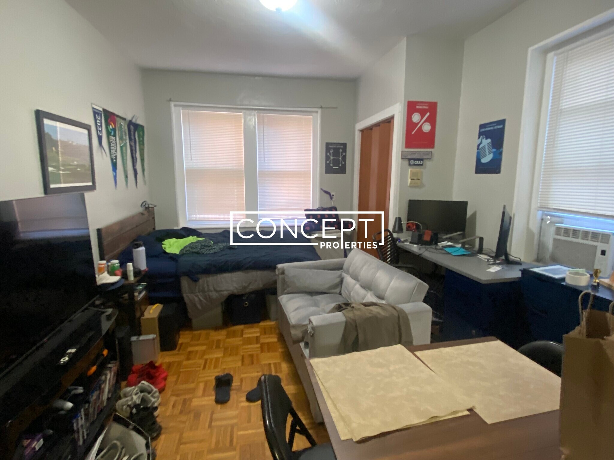 Building Photo - 40 Anderson St