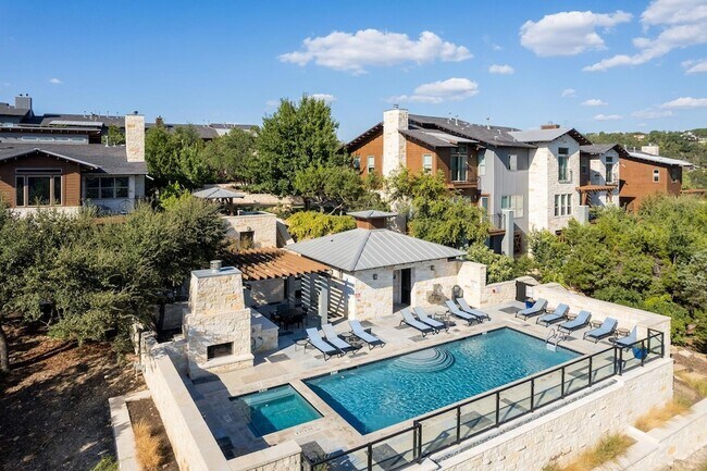 Building Photo - 8110 RANCH ROAD 2222